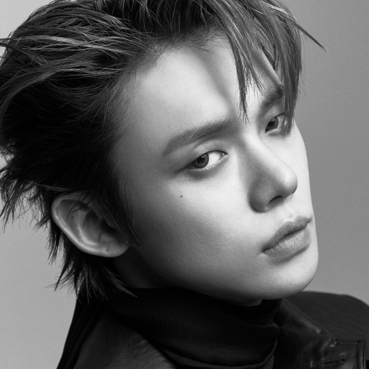 koreansales_twt's tweet photo. Best-selling Male Soloist on Circle Chart in 2026 (Jan~Aug)

1. #Yeonjun — 839,242 copies
2. #Taeyong — 362,662 copies
3. #ParkJiHyeon — 253,887 copies
4. #Picheolin — 209,201 copies
5. #Donghae — 186,604 copies
6. #YoungK — 185,235 copies
7. #Wonpil — 175,333 copies
8. #T_O_P — 144,971 copies
9. #XngHan_Xoul — 114,268 copies
10. #JayPark — 113,615 copies