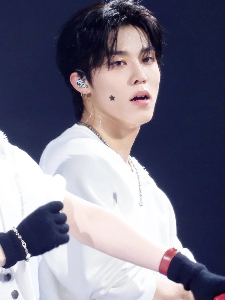 zeoonuuu's tweet photo. 뉴웨이브박정우가 뭐이리이뻐 https://t.co/C6GVDeroqb