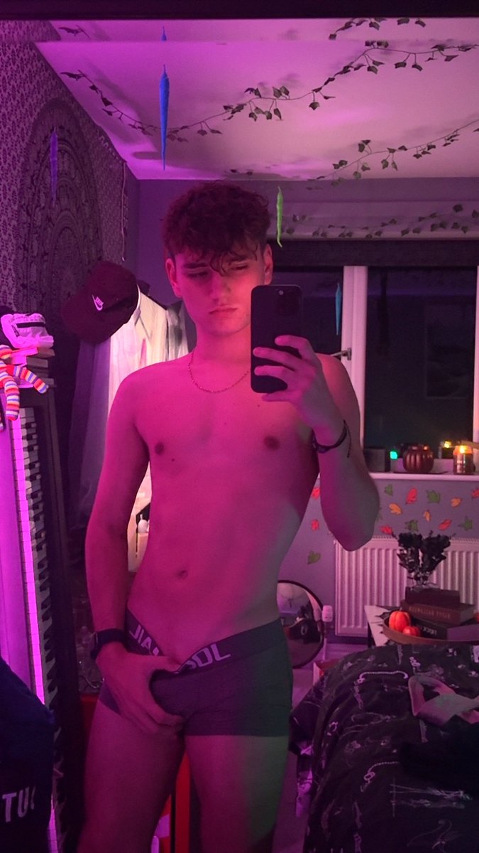 JasonJamessUK tweet picture