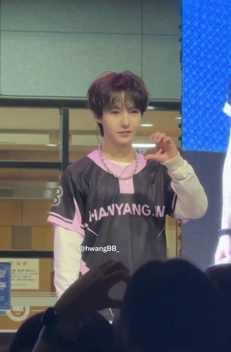 hwangBB_'s tweet photo. 이제 갤러리 다 털엇다 https://t.co/zjXhZKkVMy