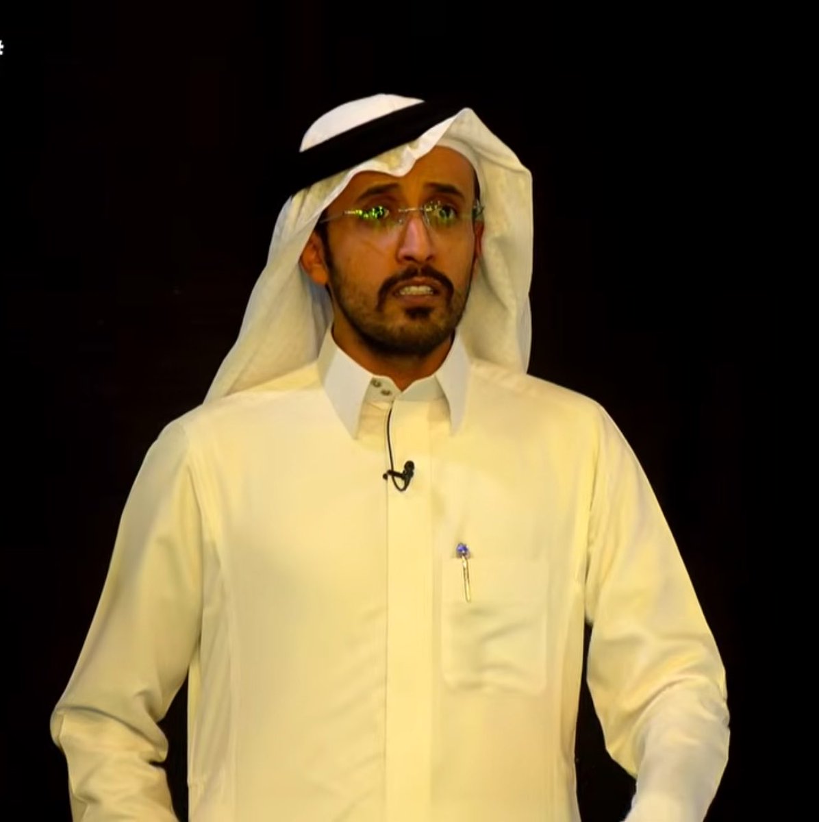 Mmeeoow5's tweet photo. الامور متعقده وكلشي متقفل في وجهك

الكفو اللي بيحلها في خمس ثواني https://t.co/bPVwiatyF8