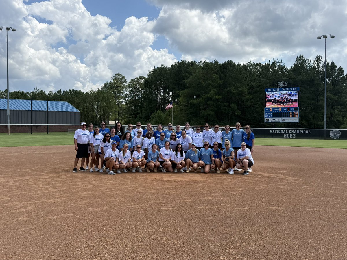 CoLinSoftball's tweet photo. Our 2026 Co-Lin Alumni Day was a huge success! There is something so special about bringing former players back to the place where so many great memories were made! Thanks to all the former lady wolves for spending your day with us 🩵 

Already looking forward to next year!!! https://t.co/vyqUGQoLD0