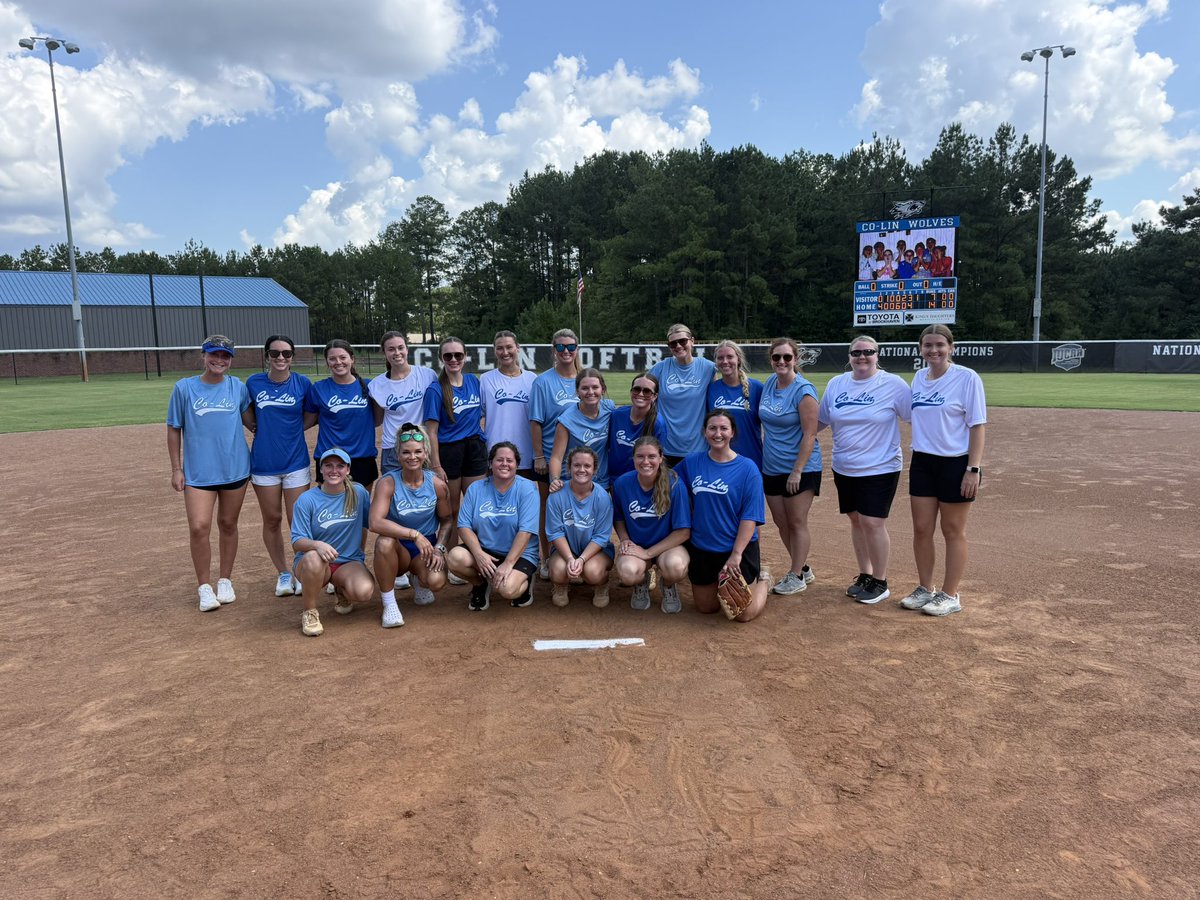 CoLinSoftball's tweet photo. Our 2026 Co-Lin Alumni Day was a huge success! There is something so special about bringing former players back to the place where so many great memories were made! Thanks to all the former lady wolves for spending your day with us 🩵 

Already looking forward to next year!!! https://t.co/vyqUGQoLD0