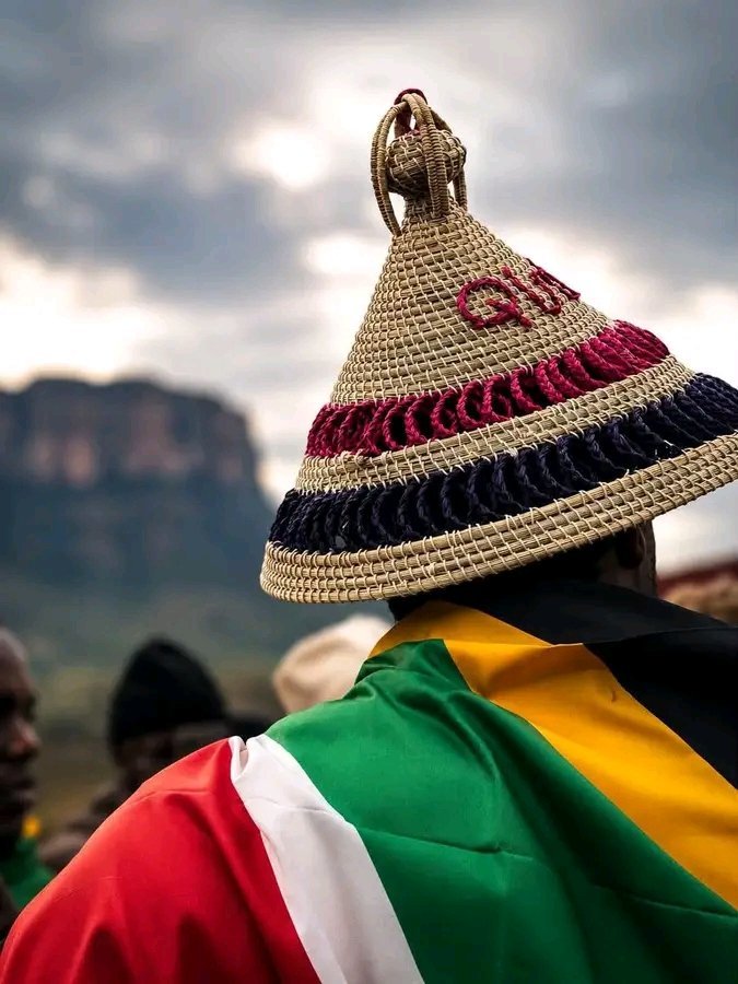 TshepiNtate05's tweet photo. @UnionStGilloise 🇿🇦🫡 https://t.co/hCG85qvSde