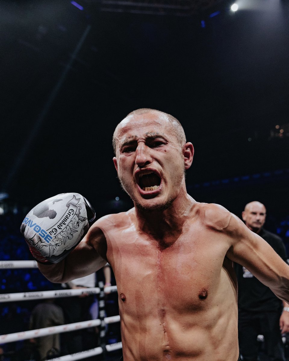 MisfitsBoxing's tweet photo. Nitboy defeats Kane West in Newcastle!🥊
#McCannStacks | NOW | Live on @DAZNCombat https://t.co/20EJ72NmHZ