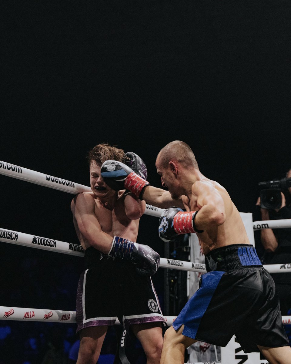 MisfitsBoxing's tweet photo. Nitboy defeats Kane West in Newcastle!🥊
#McCannStacks | NOW | Live on @DAZNCombat https://t.co/20EJ72NmHZ