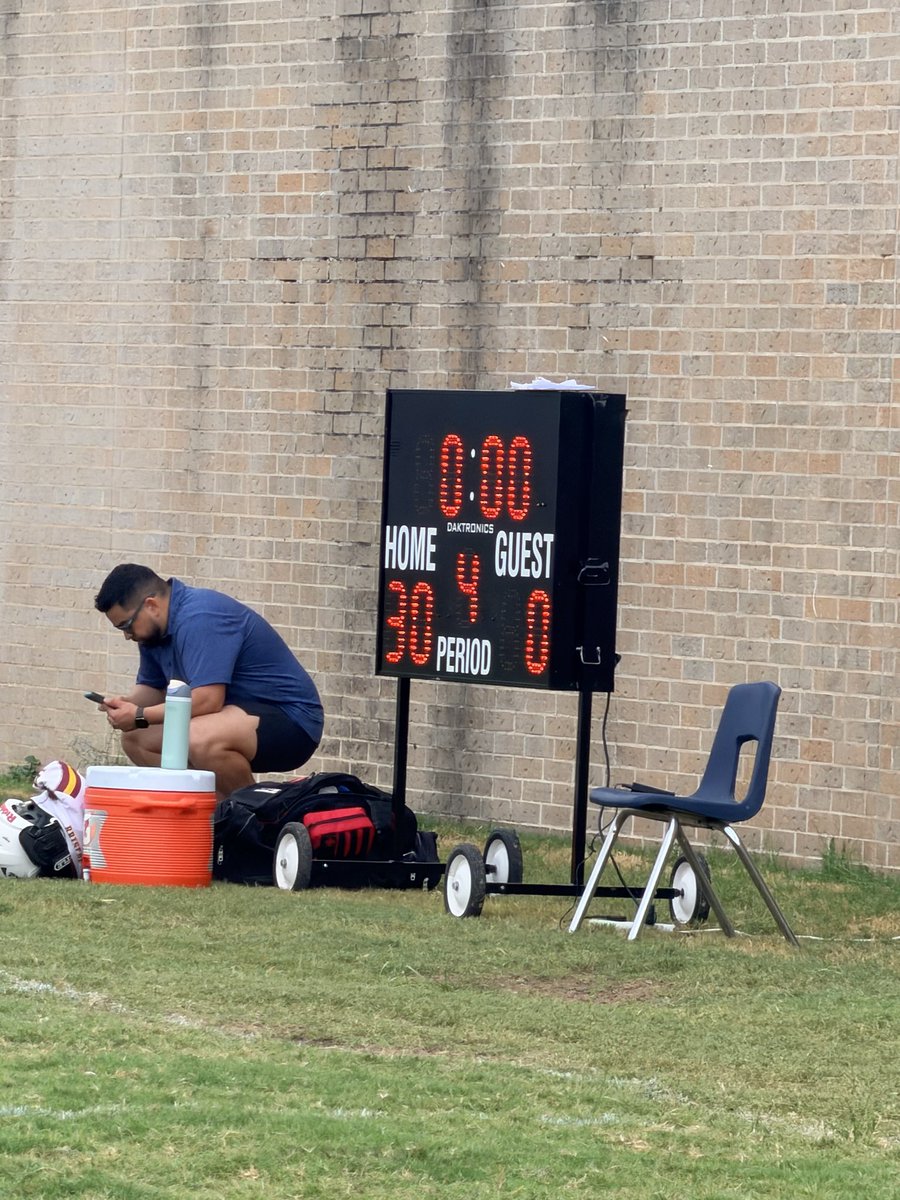 CoachYotter's tweet photo. 8th grade Hobby Boys Football team is 2-0 in district! Our boys got after it today! @HobbyBoysATH @NISDHobby @coachsmeb @HoseyShane #dominate #purplepower #footballisFUN @GNDylla12 https://t.co/NqSlPhuQTC