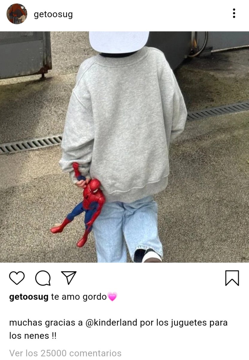 rekkifalopeado's tweet photo. [au #satosugu omegaverse ]

"hasta el moño"

donde satorou se pregunta que estará haciendo su ex de la secundaria y decide stalkearlo 
o donde suguru es un influencer que muestra su vida siendo papá soltero de tres nenes https://t.co/fmPmhtqgAV