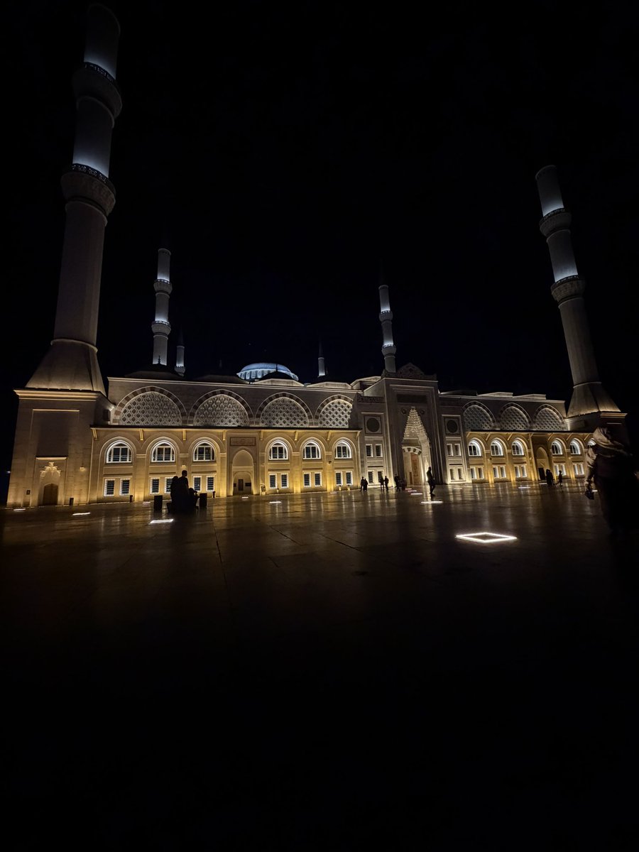 PapatyaAdammm's tweet photo. İstanbul Büyük Çamlıca Cami 📿 https://t.co/wjqkRi7lID