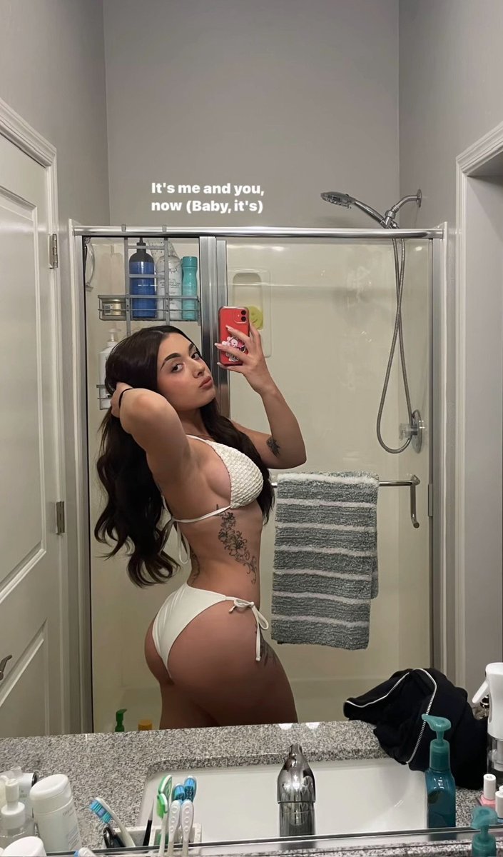 Rate_or_expose's tweet photo. Livv whore 🔥🔥🔥🔥👌 

One of the most beautiful whore truly 🔥🔥🔥 
10/10 🔥🔥👌 

What do u think about her and rate ? https://t.co/zTuE3aYkzb