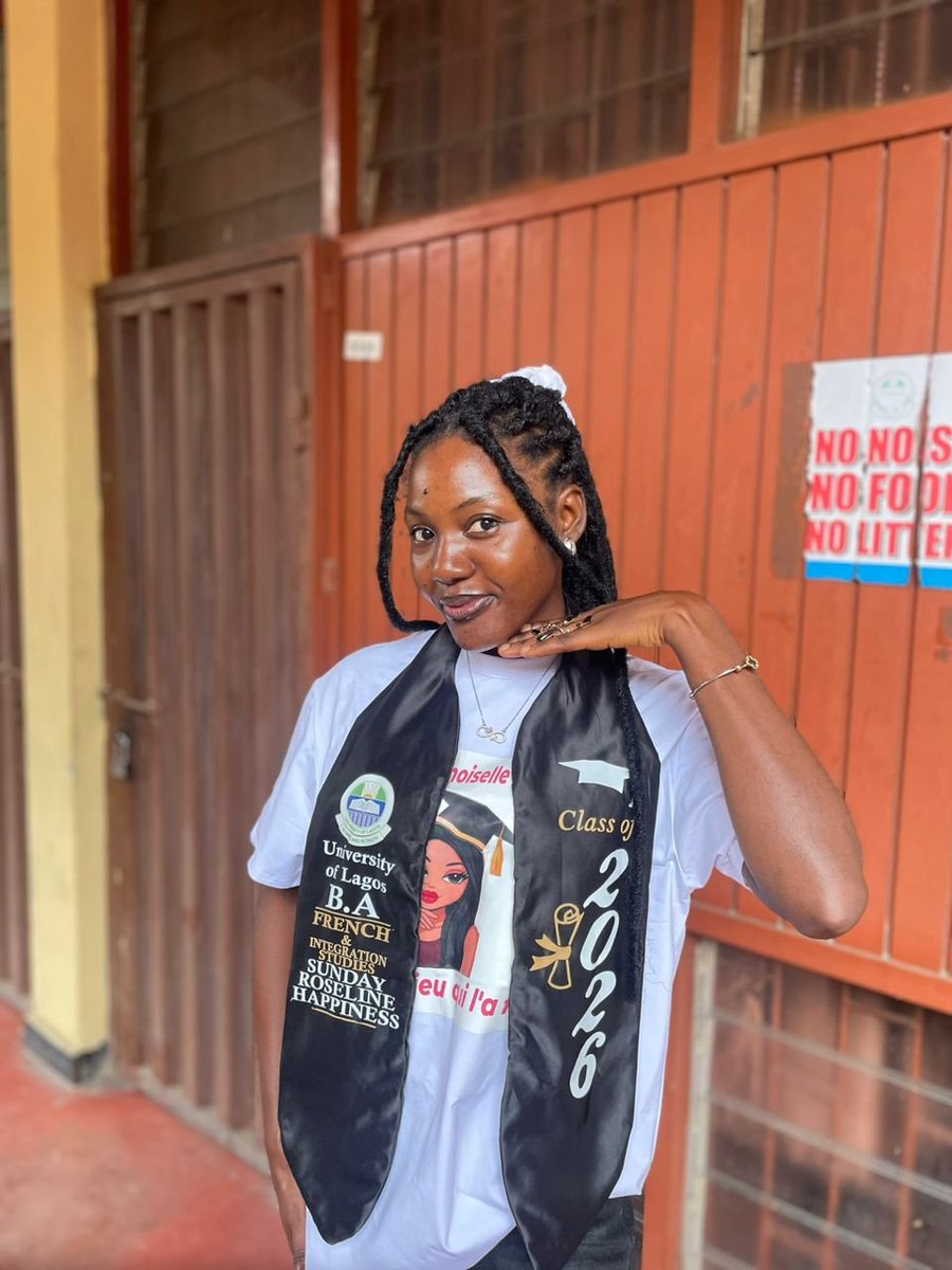 RoseLingual's tweet photo. I finally signed out after six years of studying french🇨🇵❤️🎓🥹😍🥰
Thank you Unilag for the degree 🙏 https://t.co/bjfk0tYK1c