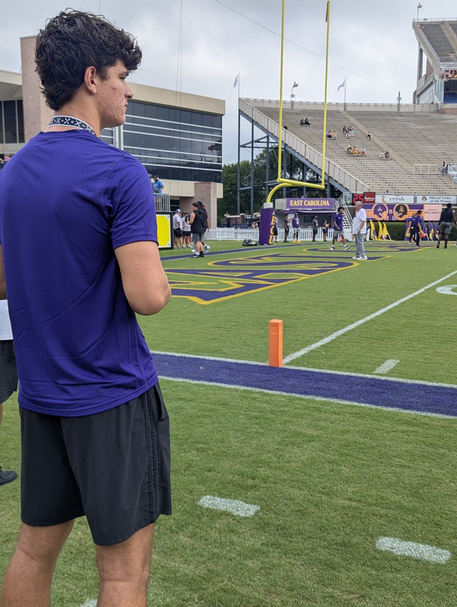 SilasBrawner's tweet photo. Had a great time in Greenville(NC) for a game day visit @ECUPiratesFB 
Can't wait to connect with the staff
@HolloMan21 @mr_coach_king @PPS_Football_ @ethantkey @Coach_B_Harrell @JordanDavisECU https://t.co/uBRZrO06Lx