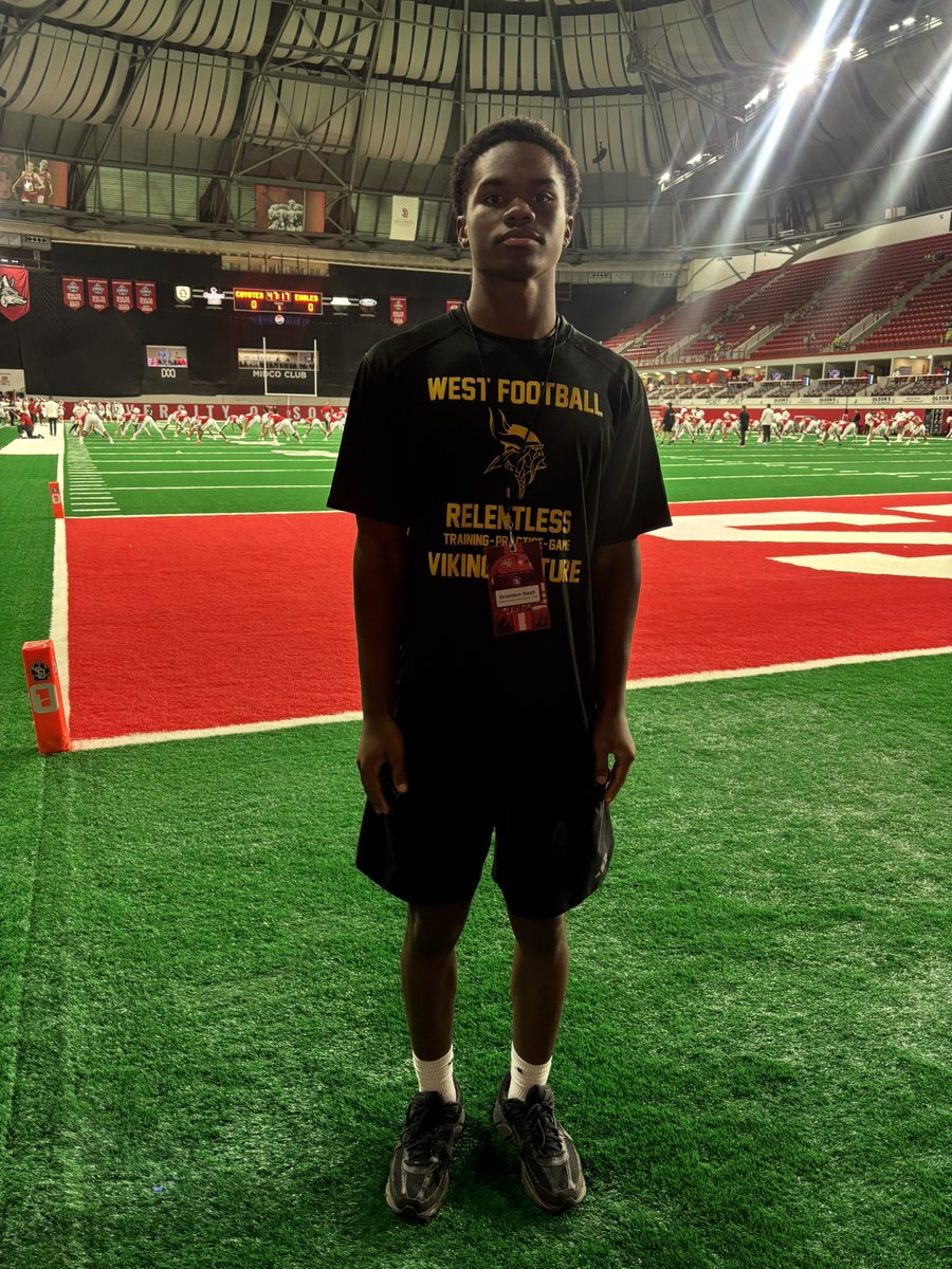 Brand0n_nash's tweet photo. Awesome experience with @SDCoyotesFB , A great win 43-21, excited to come back soon #goyotes @CoachParling @Coach_TMorrison @KyleKeeton_ @CoachVitzthum @CoachBKirch @CoachNelsonUSD 

@jeremycrabtree @ElevateRecruits @SMWestFootball https://t.co/LnYPXx8g4v