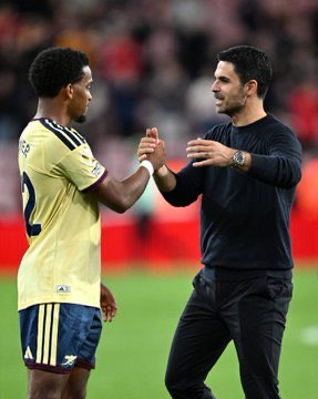 afckonsa15's tweet photo. Timber and Mikel Arteta appreciation post. ❤️ what a perfect comeback. https://t.co/0abksd1DP4