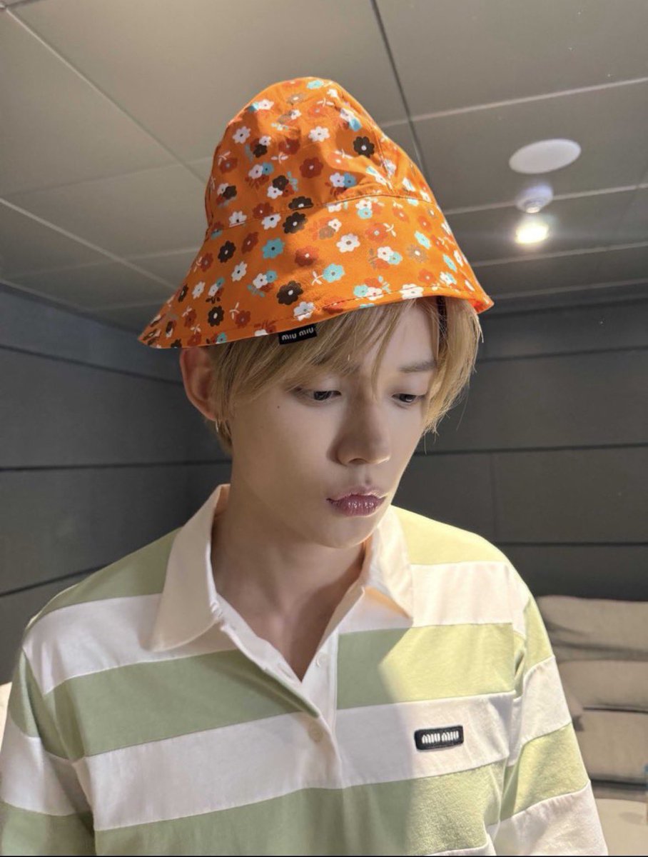 astrozzn's tweet photo. now this might be the cutest Yeonjun picture ever taken https://t.co/kGnRrAfoaR