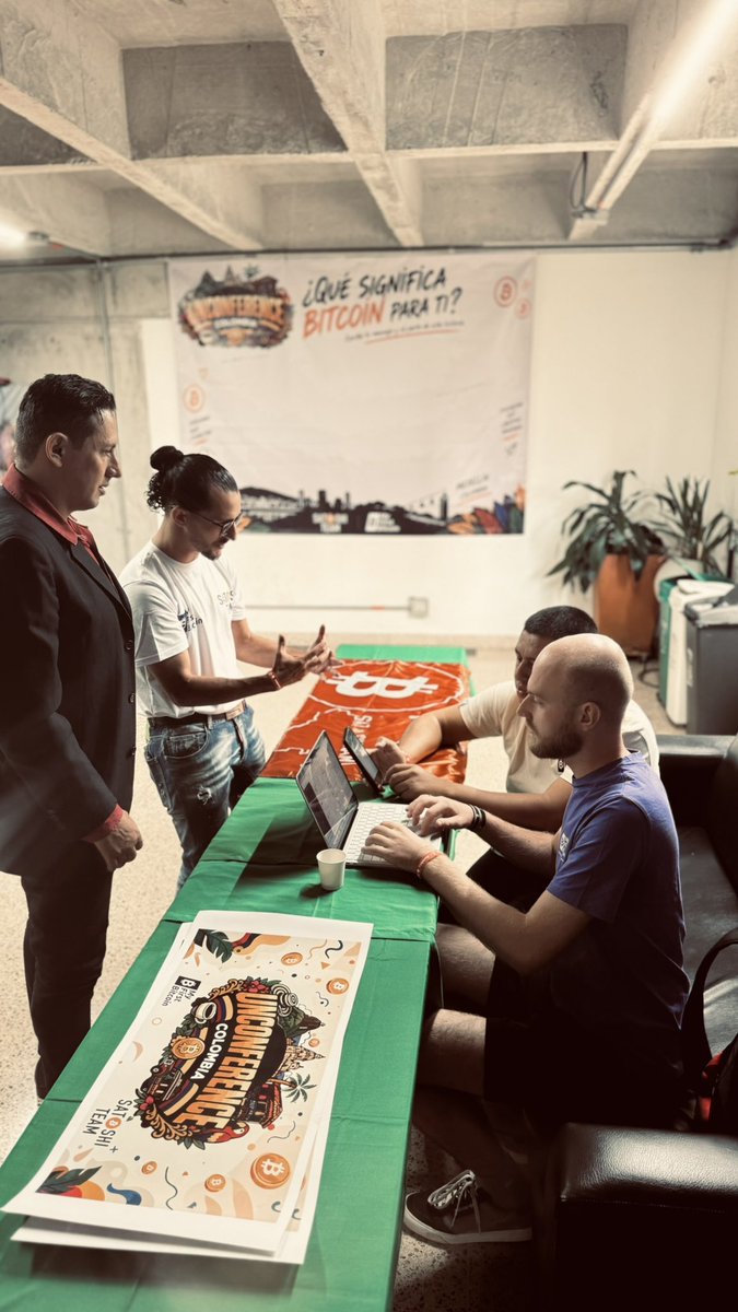 MyFirstBitcoin_'s tweet photo. In the middle of building the agenda for the Unconference 🤘 https://t.co/5WzpZBrMa9