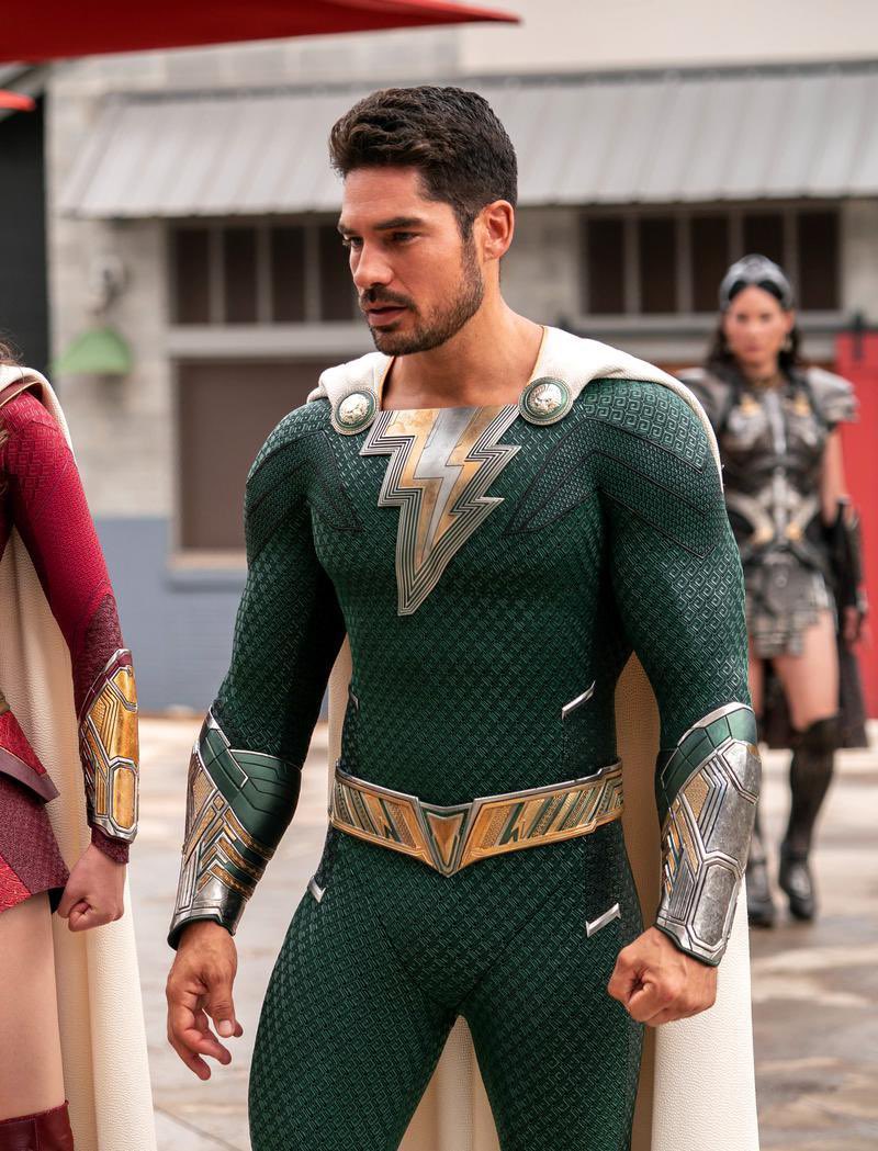 JimmyOlsen420's tweet photo. @PSSMKR tbh the entire Shazamily mogged Shazam https://t.co/sWYwVRcIF5