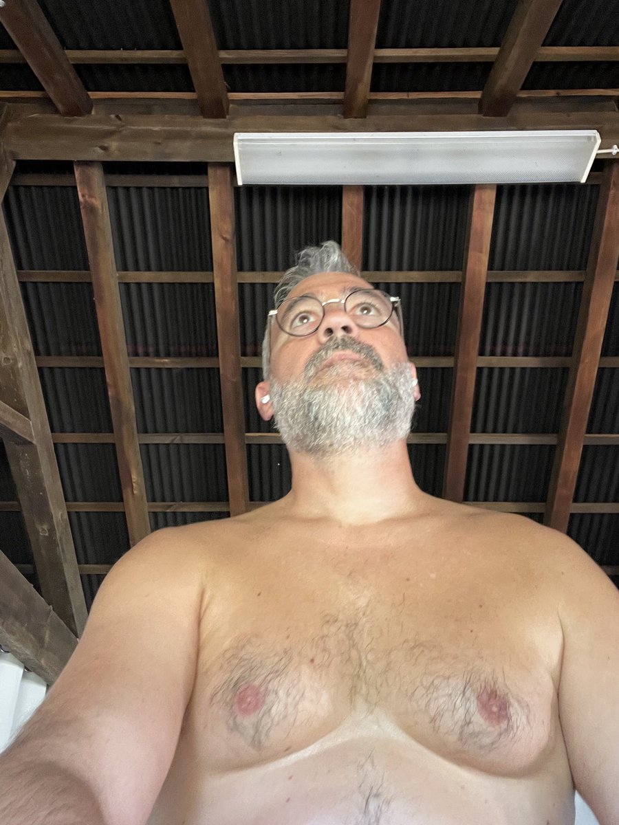 daddylusitano's tweet photo. #dadbody #gymtime https://t.co/UrEQXLnYBF