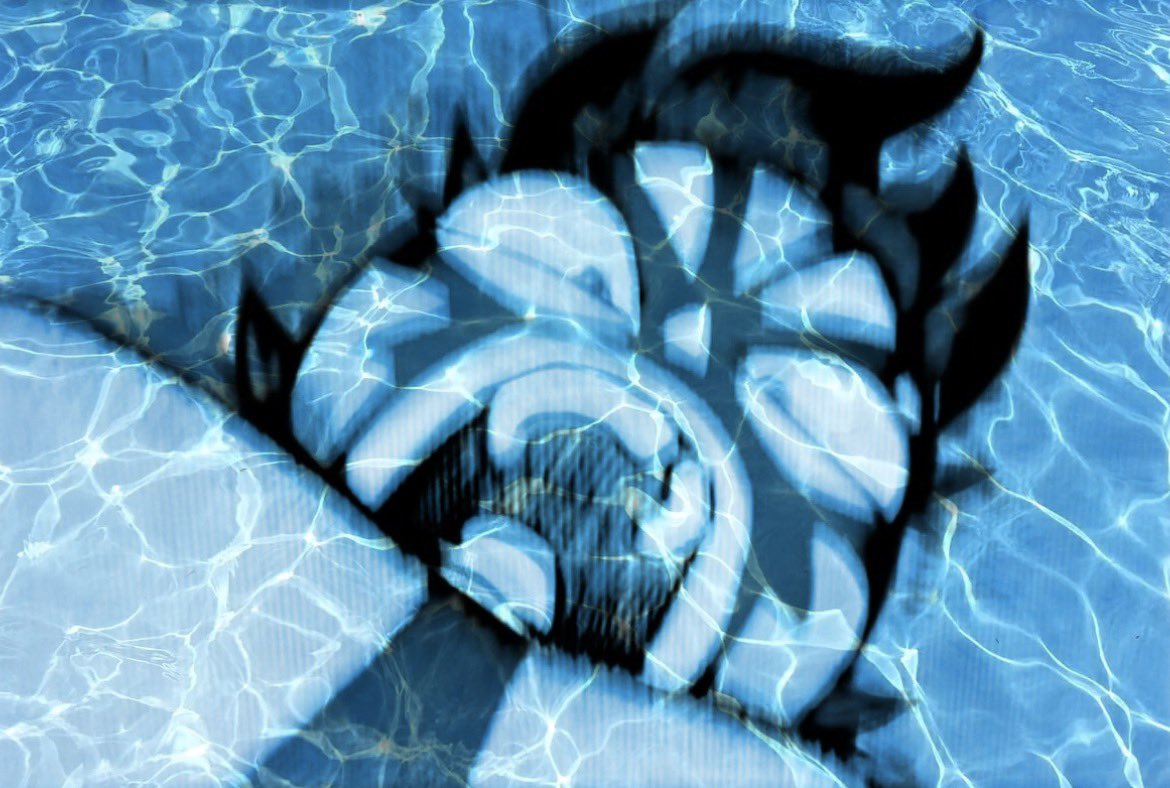 timetravelslop2's tweet photo. my new oc called the fountain https://t.co/Yv8OFZuXqY