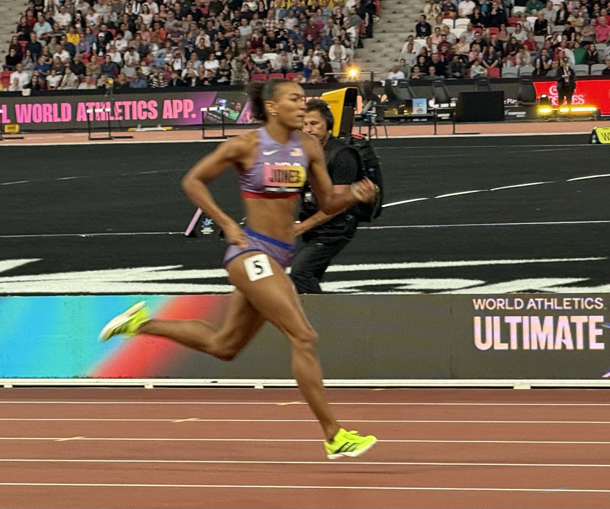 gamupdates's tweet photo. That was an excellent 400mH semi-final from Jasmine Jones, winning in a season’s best of 52.77, and securing her spot in tomorrow night’s final at the #WorldAthleticsUltimate !! https://t.co/RhvJw8ucHm