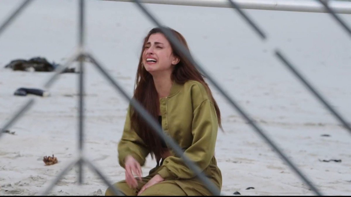 flowerloveers's tweet photo. #FarhanaBhatt overacting just to get a promo shot. Shameless woman does everything for a promo, so she thinks everyone else is after the same thing. Making fun of someone’s genuine pain is absolutely disgusting.

#GauravKhanna #KKK15 https://t.co/ALIO6A3zd4