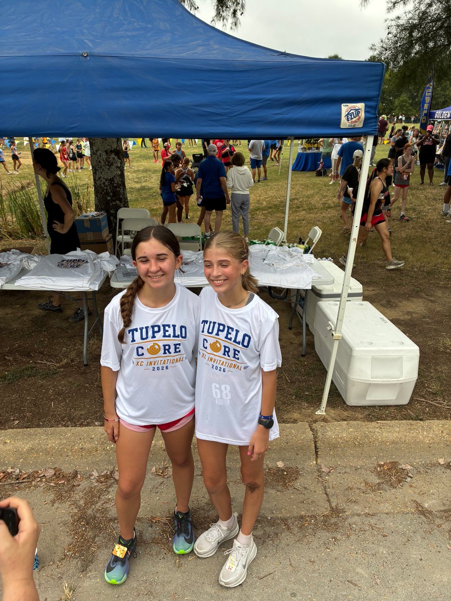 Ladyarrowxc's tweet photo. Anna and AvaKate placed in the top 20 at Tupelo for the Jr High Arrows. https://t.co/FGHcFDYBDb