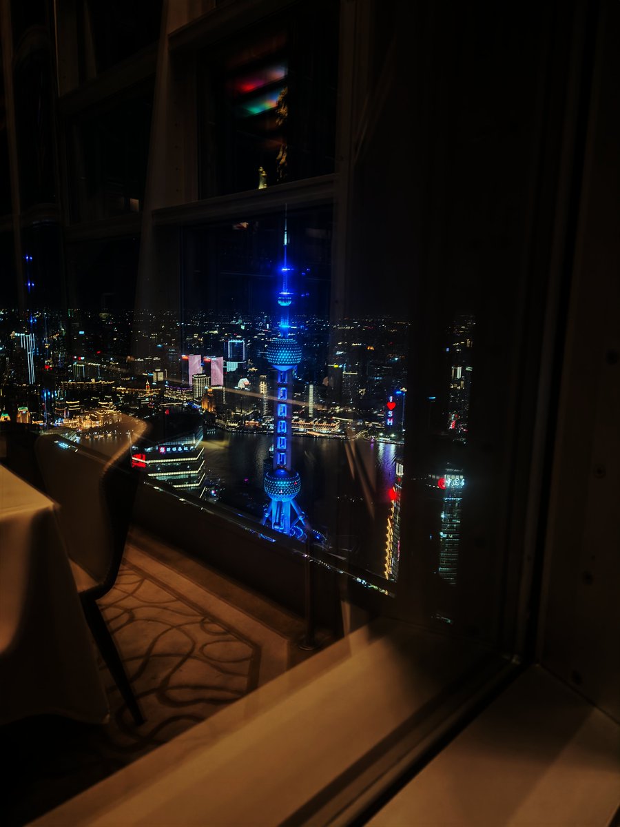 Jason8ykq's tweet photo. Grand Hyatt Shanghai https://t.co/vI0j1Sf27B
