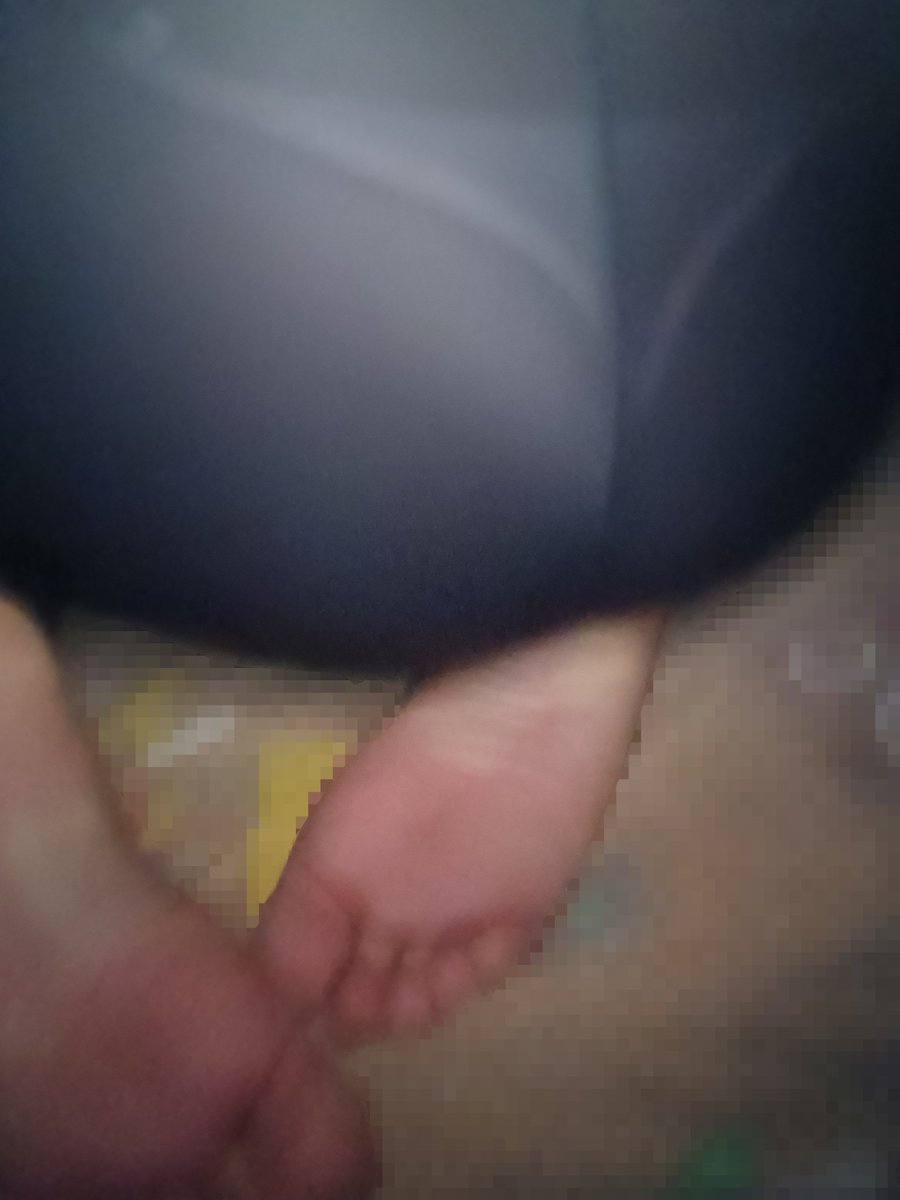 Pretty_Feets3's tweet photo. #足控 #丝袜 #挠脚心 #白丝 #黑丝 https://t.co/Q2on2JTceS
