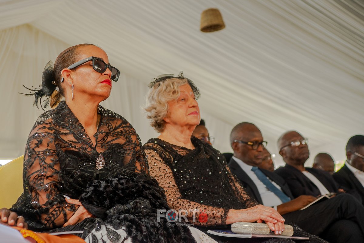 forttv256's tweet photo. MOURNERS TURN UP TO HONOUR THE LATE KING OYO
📷ABIGABA DANIEL https://t.co/0g0fByKTk6