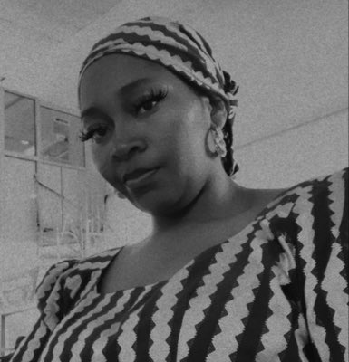 sarahD2David's tweet photo. #NewProfilePic https://t.co/lZGMYNx7jr