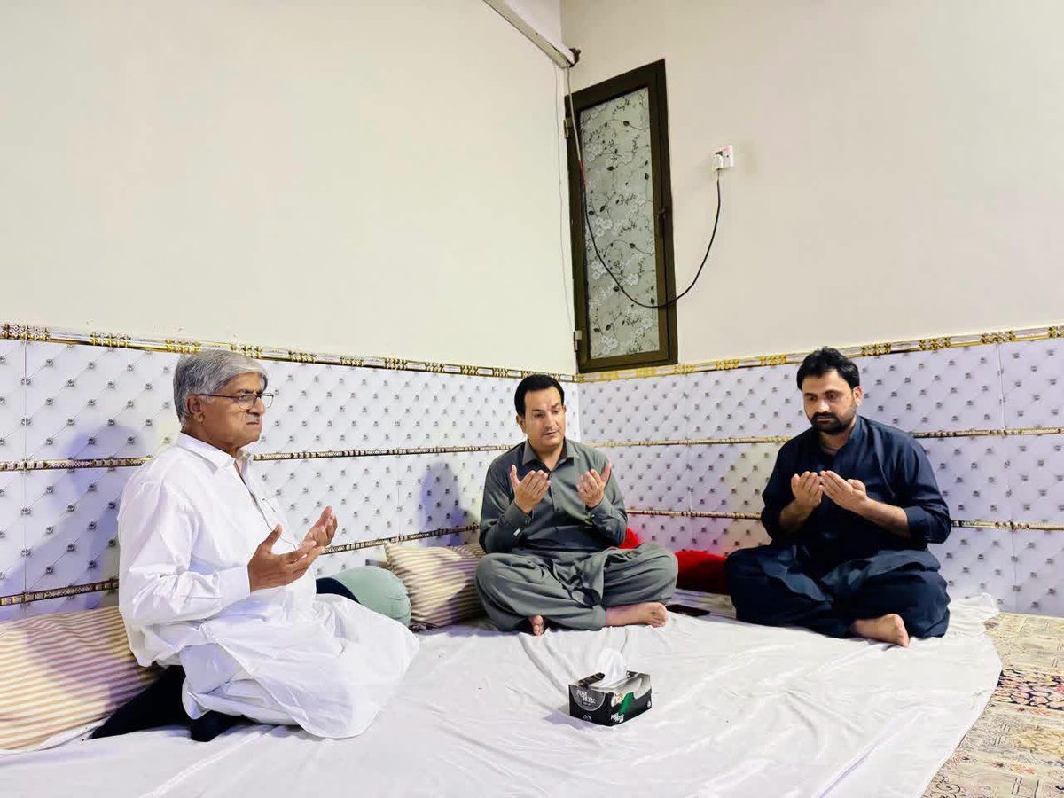 mpagqc's tweet photo. MPA Ghulam Qadir Chandio Sahab 
Ali Gohar Rahoo Sahab

Reached Nawabshah and offered condolences to Aashiq Hussain Brohi on the passing of his sister. https://t.co/YwwzUJCHVh