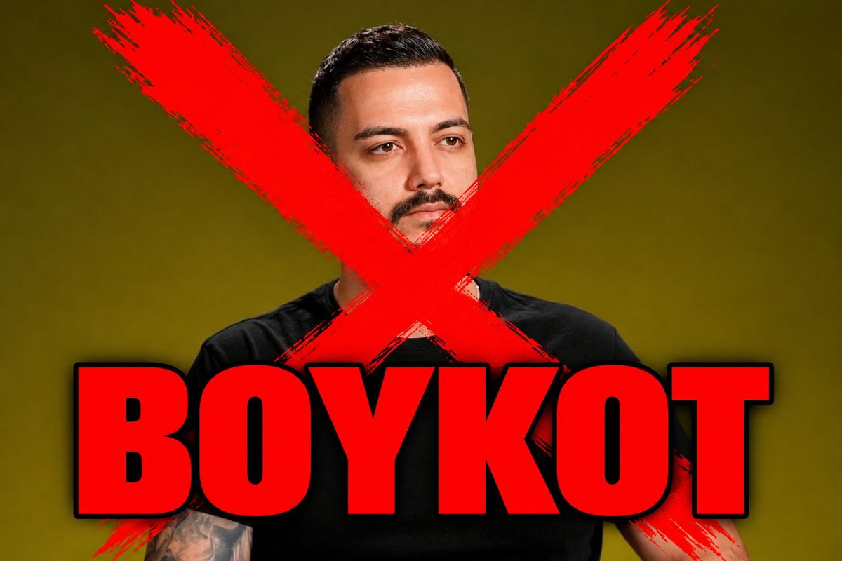 hakansafi_'s tweet photo. Leao'yu Fenerbahçe isteyince Yağız:

"Sıkıntılı birisi Leao buraya gelip hocayla kavga da edebilir sorunlu bir futbolcu."

Leao'yu Galatasaray alınca Yağız:

"Leao genç yıldız birisi Osimhen gibi."

#FenerliHainler https://t.co/bWCDEFXwx7