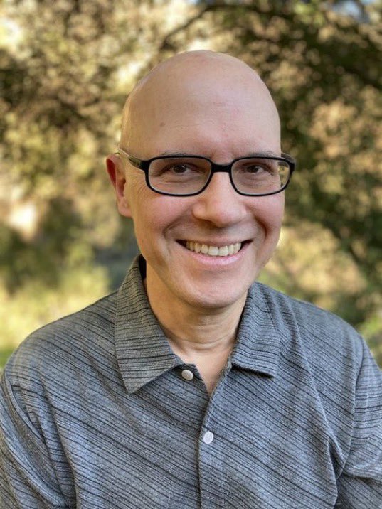 ToonHive's tweet photo. Happy birthday to the ‘My Life as a Teenage Robot’ creator Rob Renzetti. https://t.co/cFvLPTl9Oe