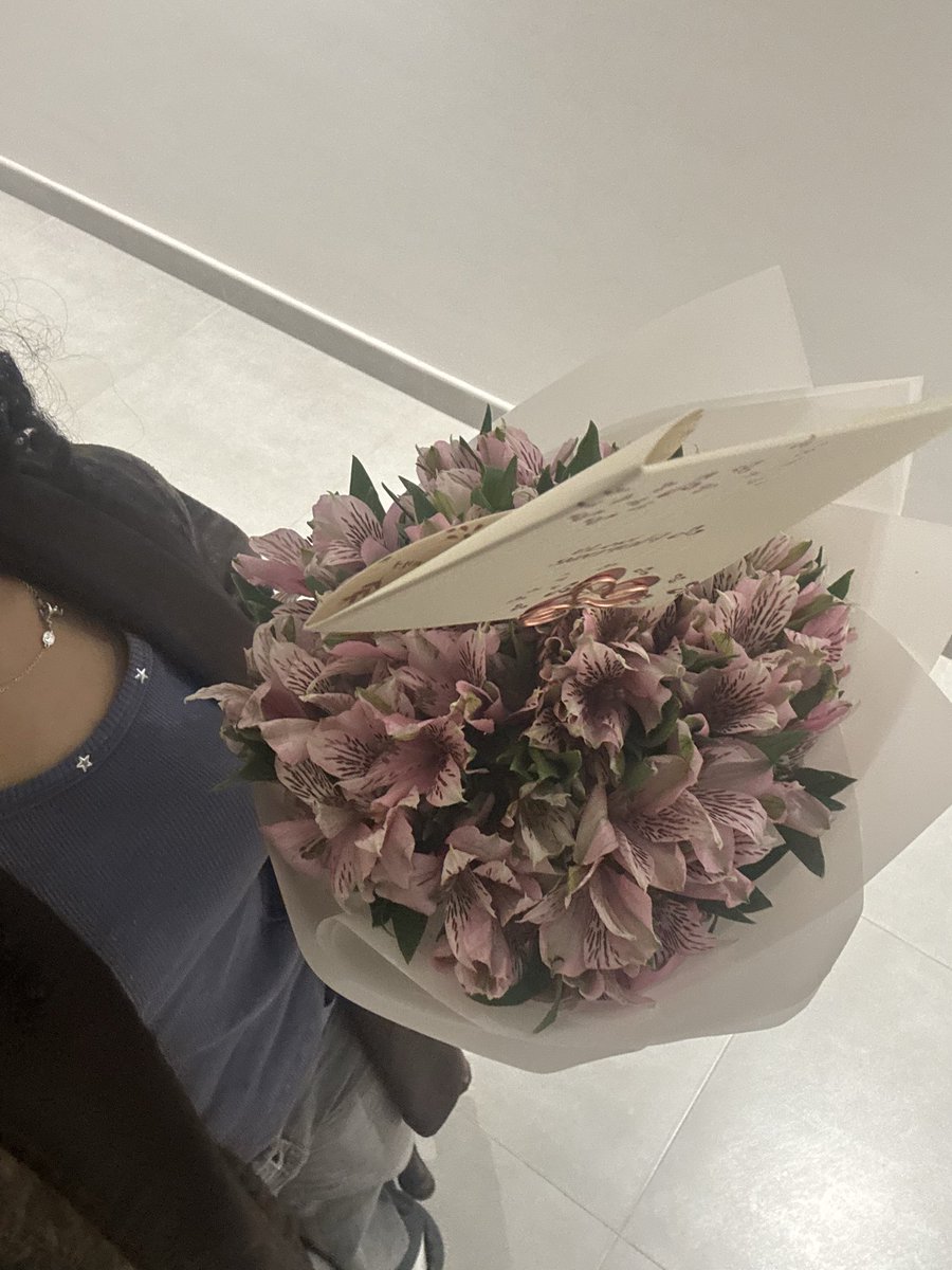 _vwpx's tweet photo. WeekDump🌷💗💐🪷💞💗 https://t.co/9OKeMWvkjE