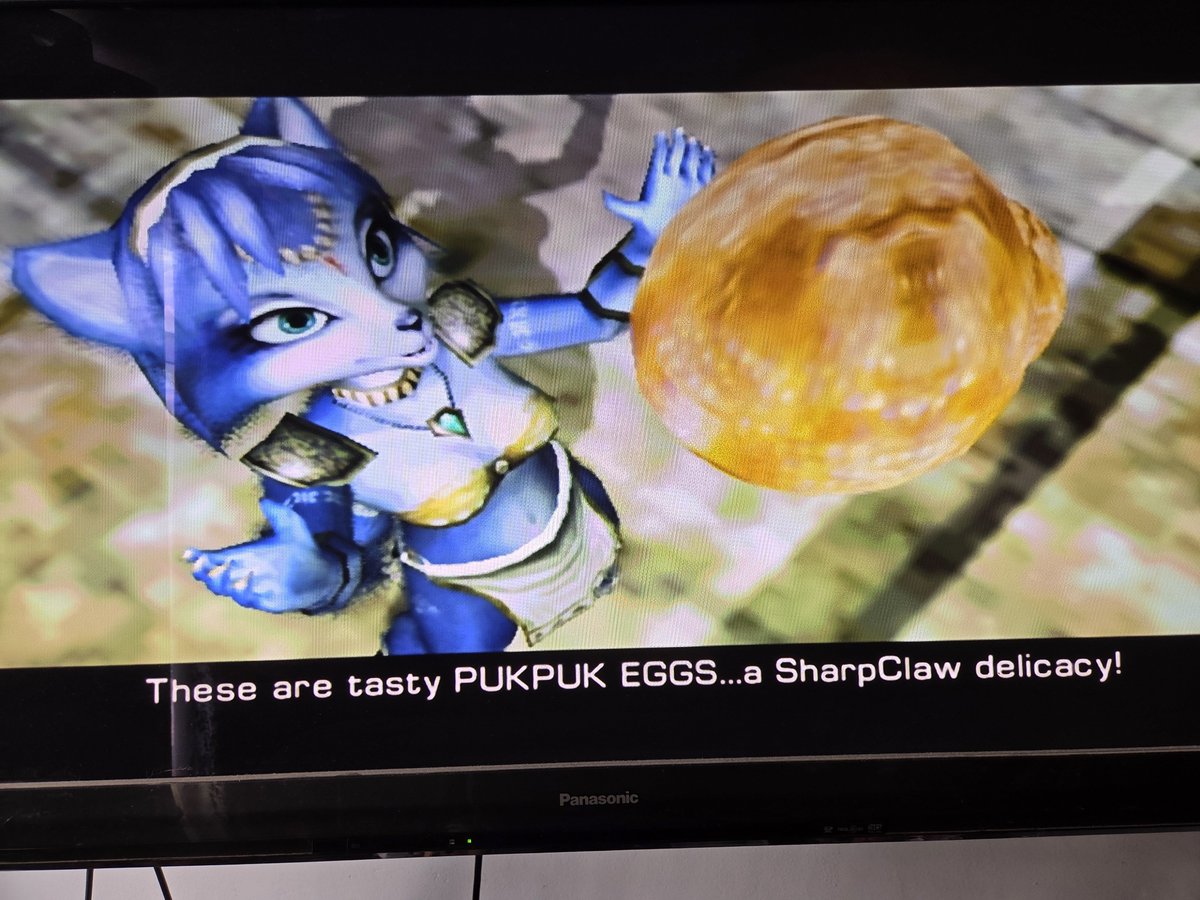 chris_max18's tweet photo. Time to return to the wonderful game of #StarfoxAdventures after 20+ years away and the wonderful Krystal voiced by the amazing @RealKrystalFox, 👏. #NintendoGamecube #nintendowii finally got a GC controller off amazon so im able to enjoy it once more! https://t.co/OxQkpJnYvF