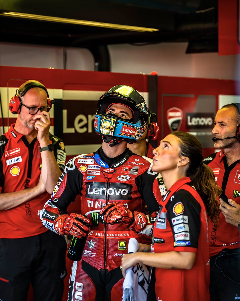 PeccoBagnaia's tweet photo. #SanMarinoGP 🇸🇲 

QP: P14
SPRINT: P13 

Io voglio parlare delle cose belle perchè per me Misano è questo. 
Voi siete la parte bella, siete casa. 
Grazie ❤️ #GoFree https://t.co/w7OccEpkhx