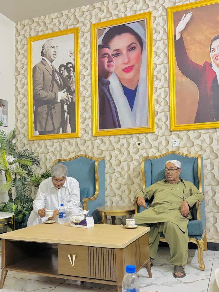 mpagqc's tweet photo. MPA Ghulam Qadir Chandio Sahab 
Ali Gohar Rahoo Sahab
Reached Nawabshah and inquired about the health of Chairman District Council Shaheed Benazirabad, Pakistan Peoples Party 🇱🇾, Uncle Ali Akbar Jamali Sahab. https://t.co/Ov2dCphdhu