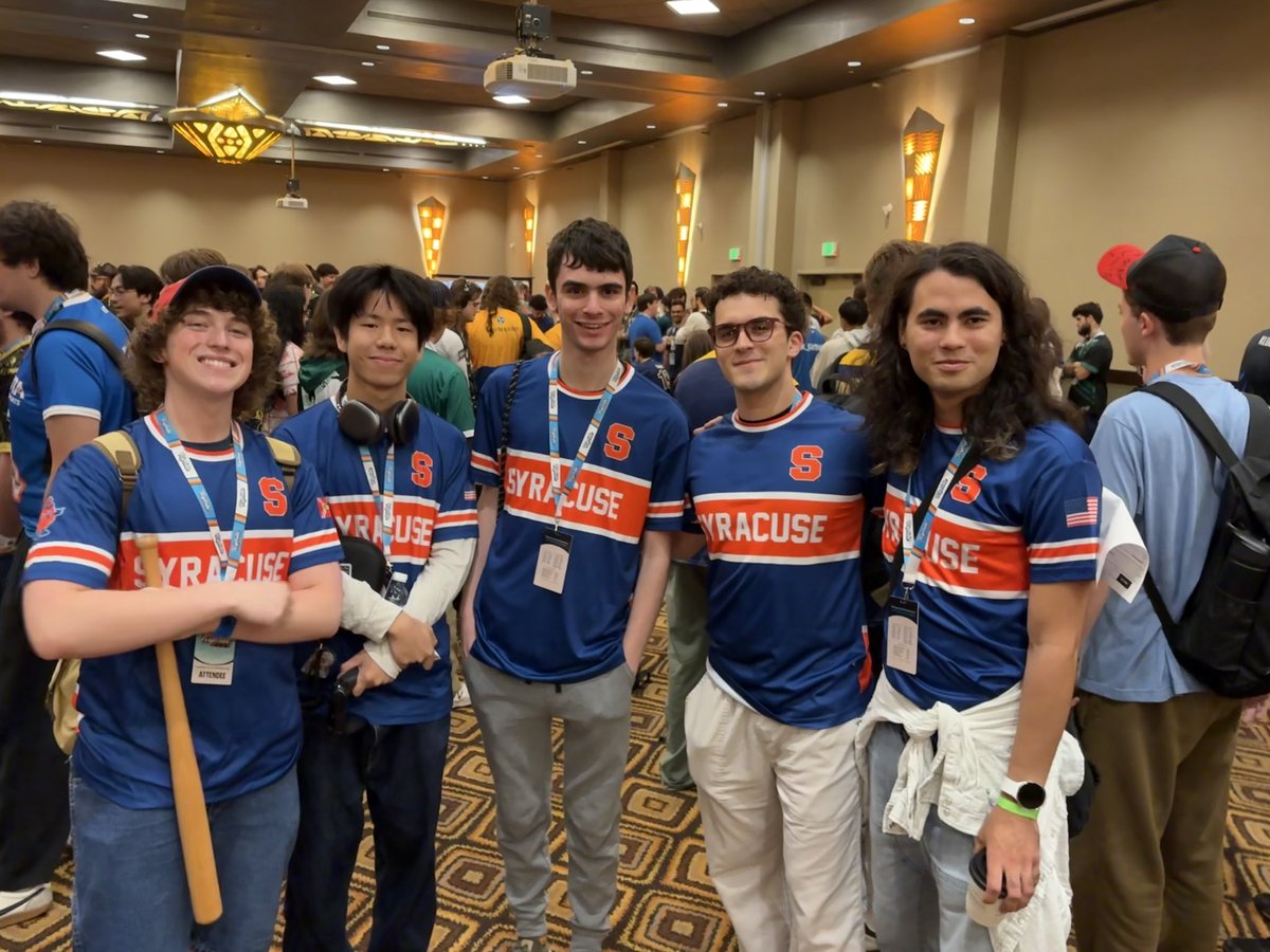 AryaStark1978's tweet photo. Syracuse University did great today at Riptide’s Collegiate Crews, going 3-2! They will compete again tomorrow in the Gold tier.  Go Orange! @Cuse_Esports @RiptideSSB @Bubbros_Ness @syrup_nair @LuigiDoodSSB https://t.co/FhVql3sNGp