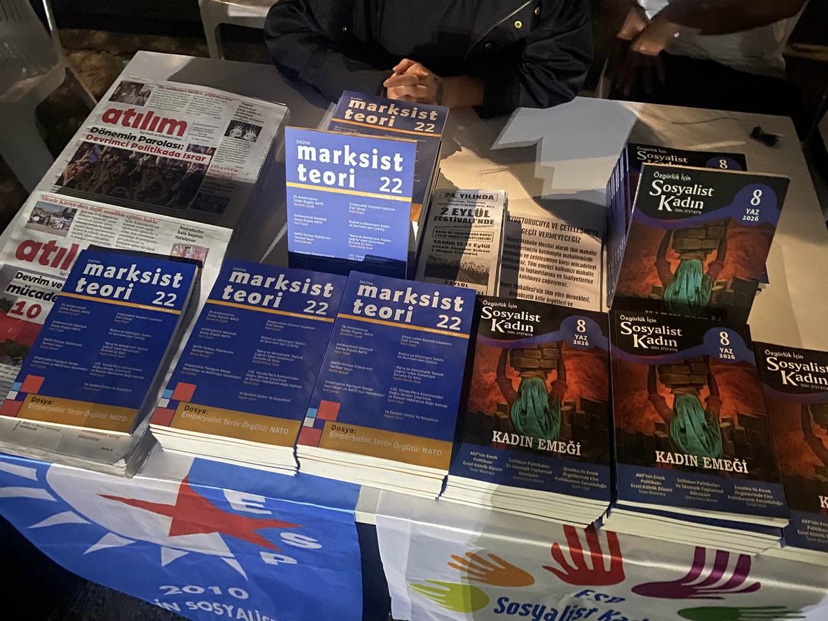 espistanbul1's tweet photo. 1 Mayıs Mahallesi’nin kuruluşunun 49. yılında yirmi dördüncüsü gerçekleştirilen 2 Eylül Festivali’nin ilk gününde standımızı açtık.

Tüm halkımızı festivale katılmaya, mahallemizin tarihine sahip çıkmaya çağırıyoruz. https://t.co/bIzsMHdjCN
