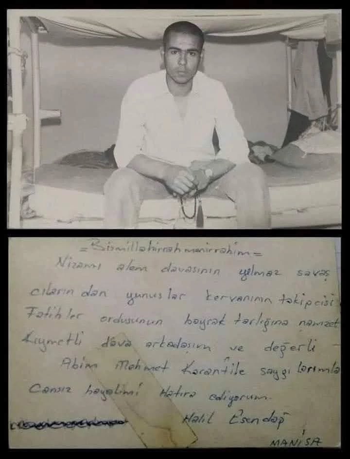 sukrualniacik's tweet photo. 12 Eylül’den aklımda kalan bir başka gurur, hiçbir Ülkücünün bir başka Ülkücüyü satmamış olmasıdır.
Dışarı içeriye, içeri dışarıya sadıktı.
Genç Ülkücülerin dosya ve işkence yükü orta yaş siyasilere göre daha ağırdı.
En acısı iftira ve vukuat çoktu, ama yetişmiş avukatımız yoktu. https://t.co/B0c915yjf7