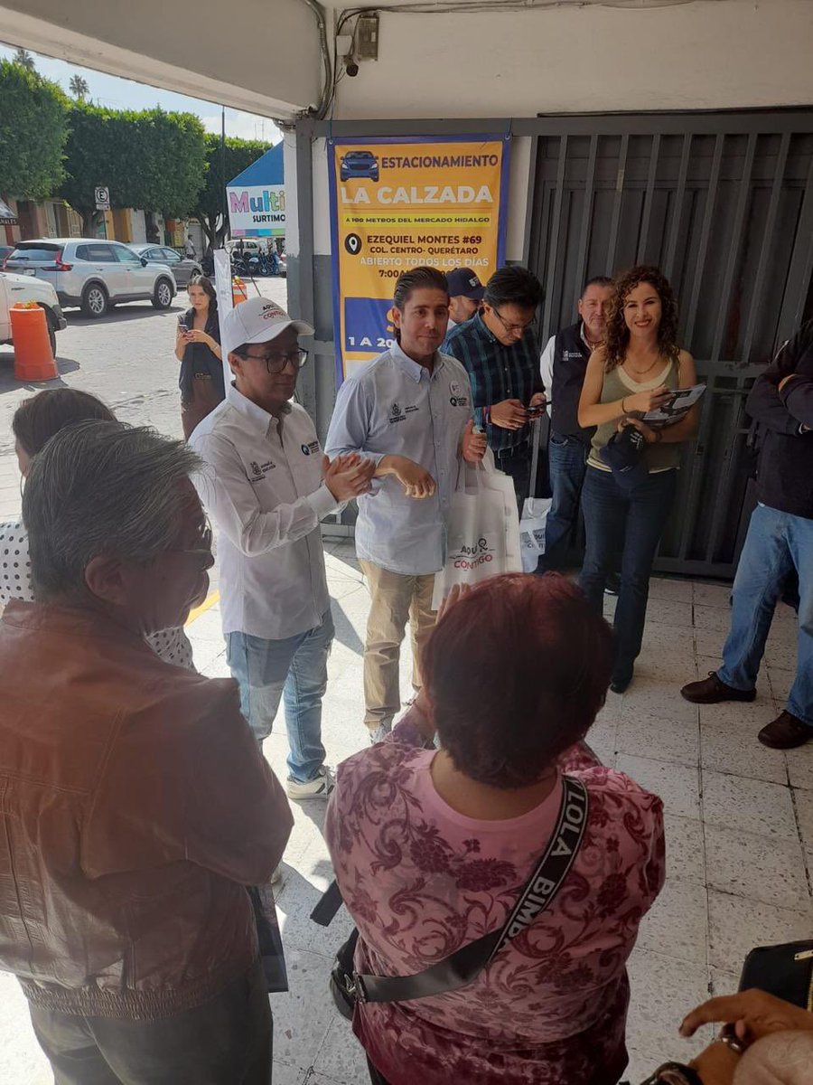 educacionqro's tweet photo. Los resultados de Querétaro también se cuentan desde las aulas. 📚💙

Continuamos con la entrega del 5.º Informe de Gobierno de @makugo, para compartir con las familias los avances que hoy hacen la diferencia en la educación.

#Querétaro pasó del lugar 29 al 3.º nacional en menor abandono escolar en educación media superior.

Más estudiantes que permanecen en la escuela son más oportunidades para su futuro.

#QuerétaroHistoriaDeÉxito
#5toInforme