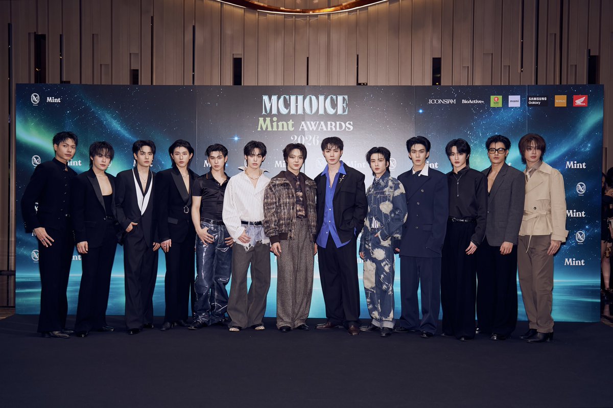 DomundiTV's tweet photo. จบลงไปแล้วสำหรับงาน Mchoice & Mint Awards 2026 ✨

ขอขอบคุณรางวัลจากงาน Mchoice & Mint Awards 2026 🏆

รางวัล ENTERTAINMENT PROGRAM OF THE YEAR 
🏆 ซีรีส์ ด้วงกับเธอ Duang With You Series 

และขอขอบคุณ @mintmag_th และ @MchoiceTH ที่ให้เกียรติ “ซี” “นุนิว” “ตี๋ตี๋” “ป๋อ” “อู่อู๋” “เซฟ” “อ๊อตโต้” “ภูผา” “ฟิวส์” “เจ็ม” “นัน” “รีออน” และ “เท็ดดี้” ได้มาร่วมเป็นส่วนหนึ่งของงาน รวมถึงขอขอบคุณที่ให้เกียรติหนุ่ม ๆ ดูมันดิได้ร่วมแสดงโชว์สุดพิเศษในวันนี้ด้วยนะคะ 🥰

ขอขอบคุณแฟน ๆ ทุกคนที่มาเจอกัน รวมถึงแฟน ๆ ที่ส่งกำลังใจมาให้หนุ่ม ๆ ดูมันดิด้วยนะคะ 🫶🏻✨

#MchoiceMintAwards2026