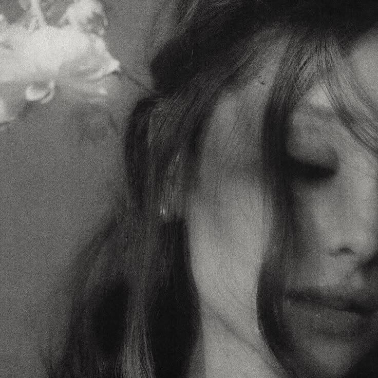 ariana_30_2's tweet photo. Petal out now! Listen on all platforms and enjoy! https://t.co/cFnXvEDfKF