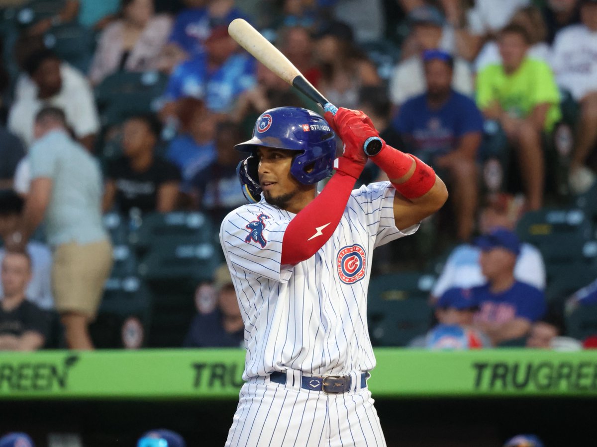 SBCubs's tweet photo. Happy Birthday to #SBCubs utility slugger Jose Escobar!! https://t.co/devERa5tTn