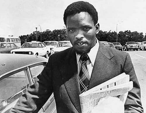 BlkHistStudies's tweet photo. “I'm going to be me as I am, and you can beat me or jail me or even kill me, but I'm not going to be what you want me to be.” ~ Steve Biko ❤️💚🖤
#AuthenticityMatters #SteveBiko #BikoLives https://t.co/Wvw0aeCtBn