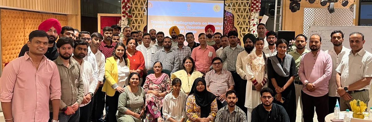 TbDivision's tweet photo. Dr. Veena Dhawan, Addl. Commissioner, CTD, delivered a session on an overview of the #TBMuktBharat Abhiyaan &amp; role of chest X-ray in early TB case detection during a radiographers’ training in Chandigarh.Radiographers from Punjab,Haryana &amp; Chandigarh participated in the training. https://t.co/YuXzdStQtk