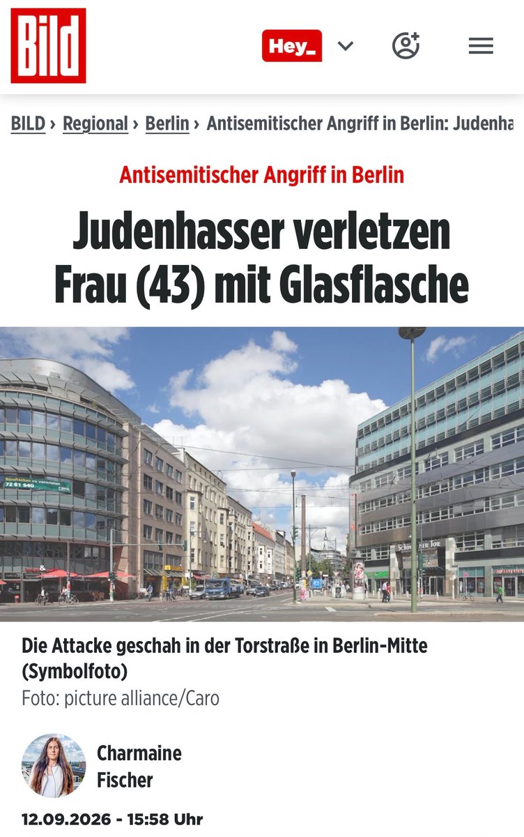 IsraelinGermany's tweet photo. Schon wieder Berlin. Eine Frau trägt einen Davidstern. Sie wird antisemitisch beleidigt und schließlich mit einer zerbrochenen Glasflasche angegriffen.

So sieht es aus, wenn aus antisemitischem Hass Gewalt wird.

Eine Woche vor der Wahl erwarten wir von allen Parteien eine klare Haltung: Antisemitismus und Gewalt gegen Juden dürfen in Berlin keinen Platz haben. Keine Relativierung. Keine Ausreden.