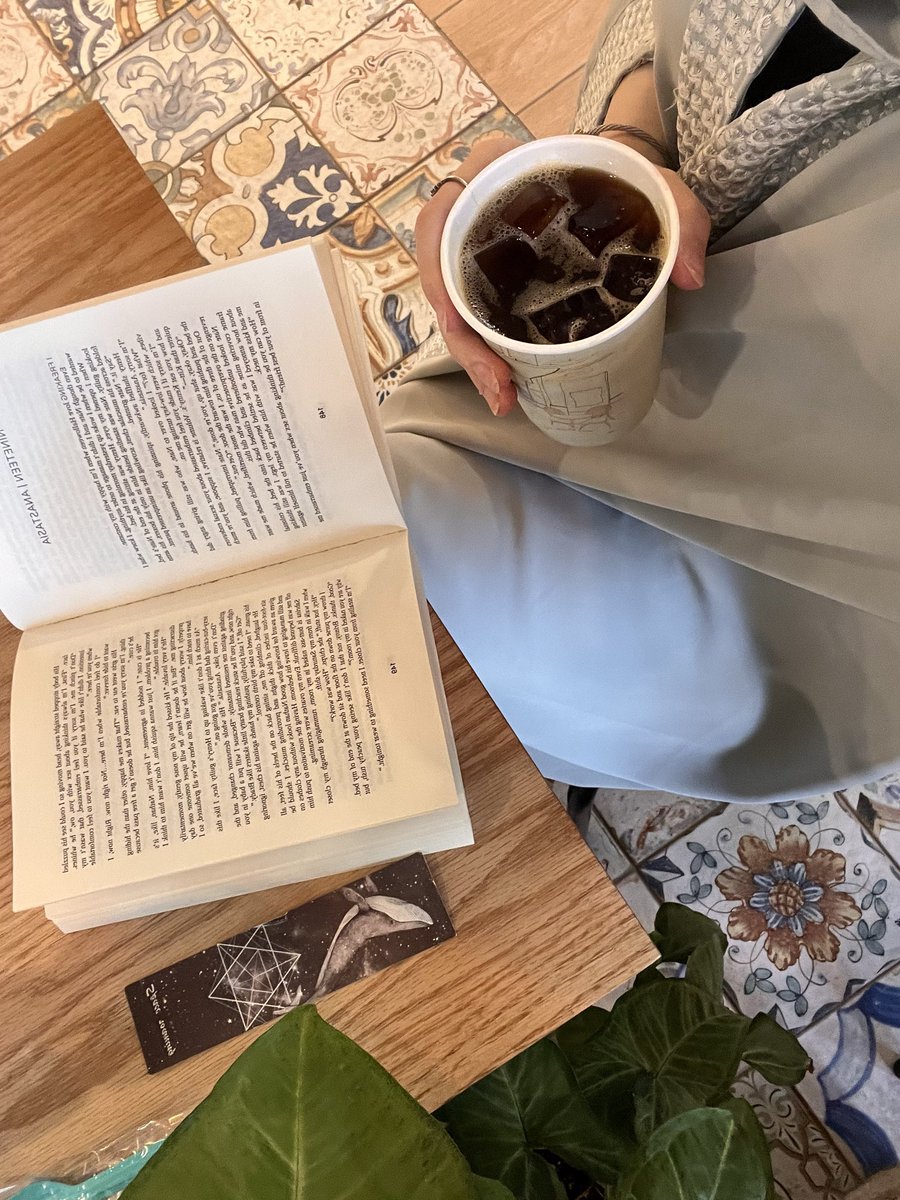 s_zabin77's tweet photo. "حاجة الإنسان إلى وقت خاص خلال اليوم، يعود فيه إلى نفسه، ويفعل ما يُحب، ليست رفاهية بل أولوية وأساس من أساسيات الحياة." https://t.co/Ee6wdZPdKr