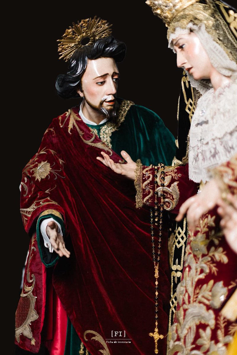 HdadPiedadJerez's tweet photo. Así amanece ataviada Nuestra Señora de la Piedad, fielmente acompañada por San Juan Evangelista, María Magdalena, María Salomé y María Cleofás, en una escena que nos sitúa ante el misterio del Calvario y nos hace contemplar, de nuevo, el dolor de la Madre ante su Hijo. https://t.co/H6EwcKiijb