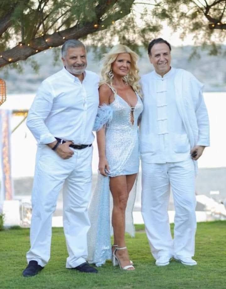 alloparmeni30's tweet photo. Η Ιατρική,η Φιλοσοφική και η Τέχνη της χώρας.
Γι'αυτό είμαστε σε αυτά τα χάλια..και χειρότερα έπρεπε κανονικά , ευχαριστώ να λέτε. https://t.co/98mFAHyz80